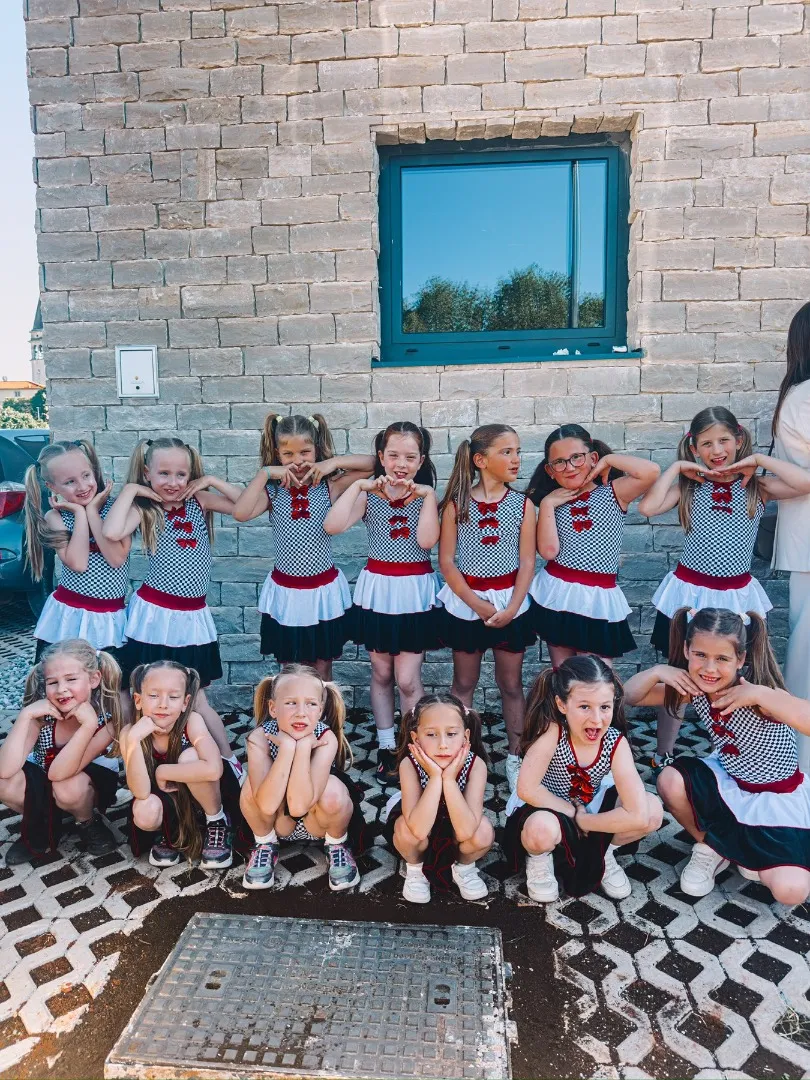  Skupina STARS na otvorenju vrtića u Novoj Vasi